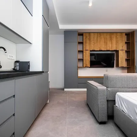 Axxis Nova Apartment Mamaia